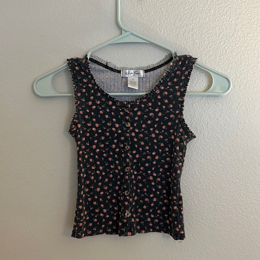 Juniors xs floral White Fawn tank top